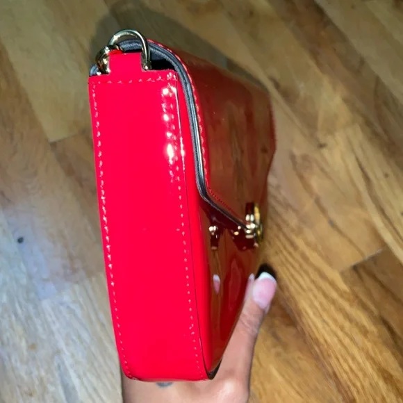 AUTHENTIC FENDI RED PATENT LEATHER WALLET ON CHAIN